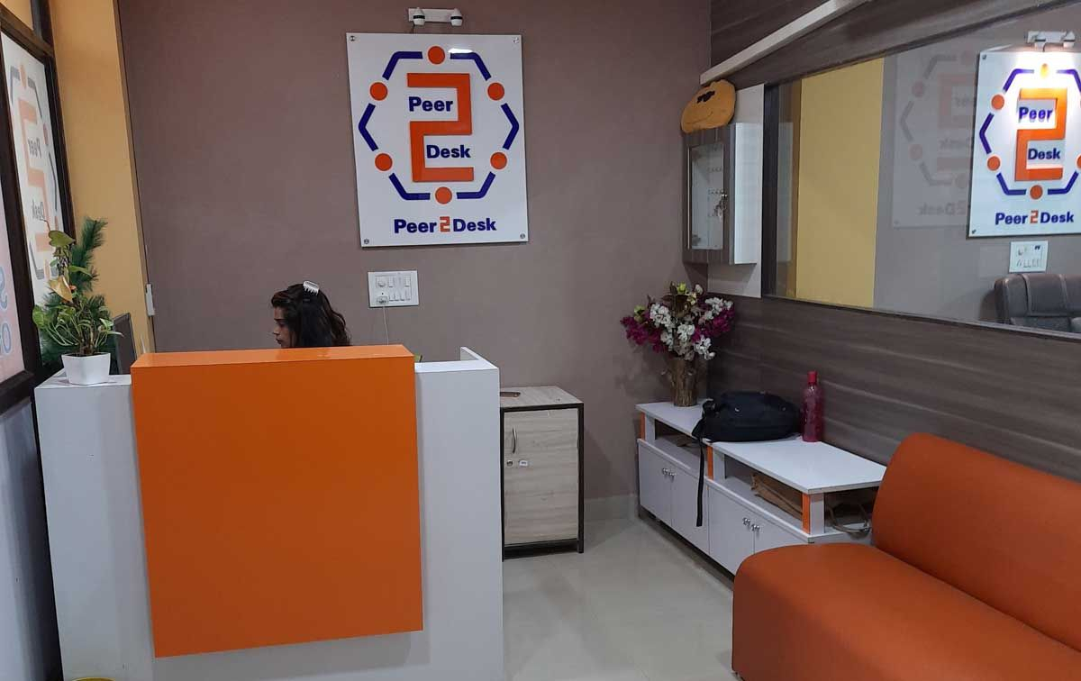 Peer 2 Desk